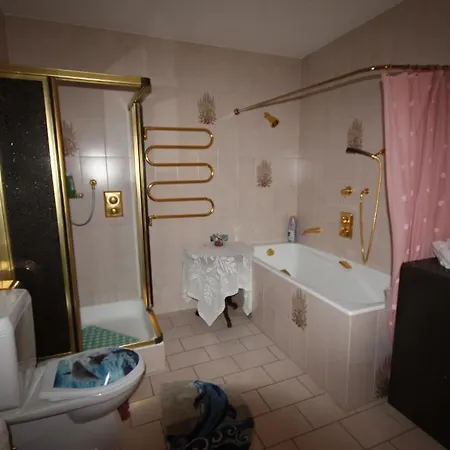 Homestay Chambres D'hotes Valentin Monthey